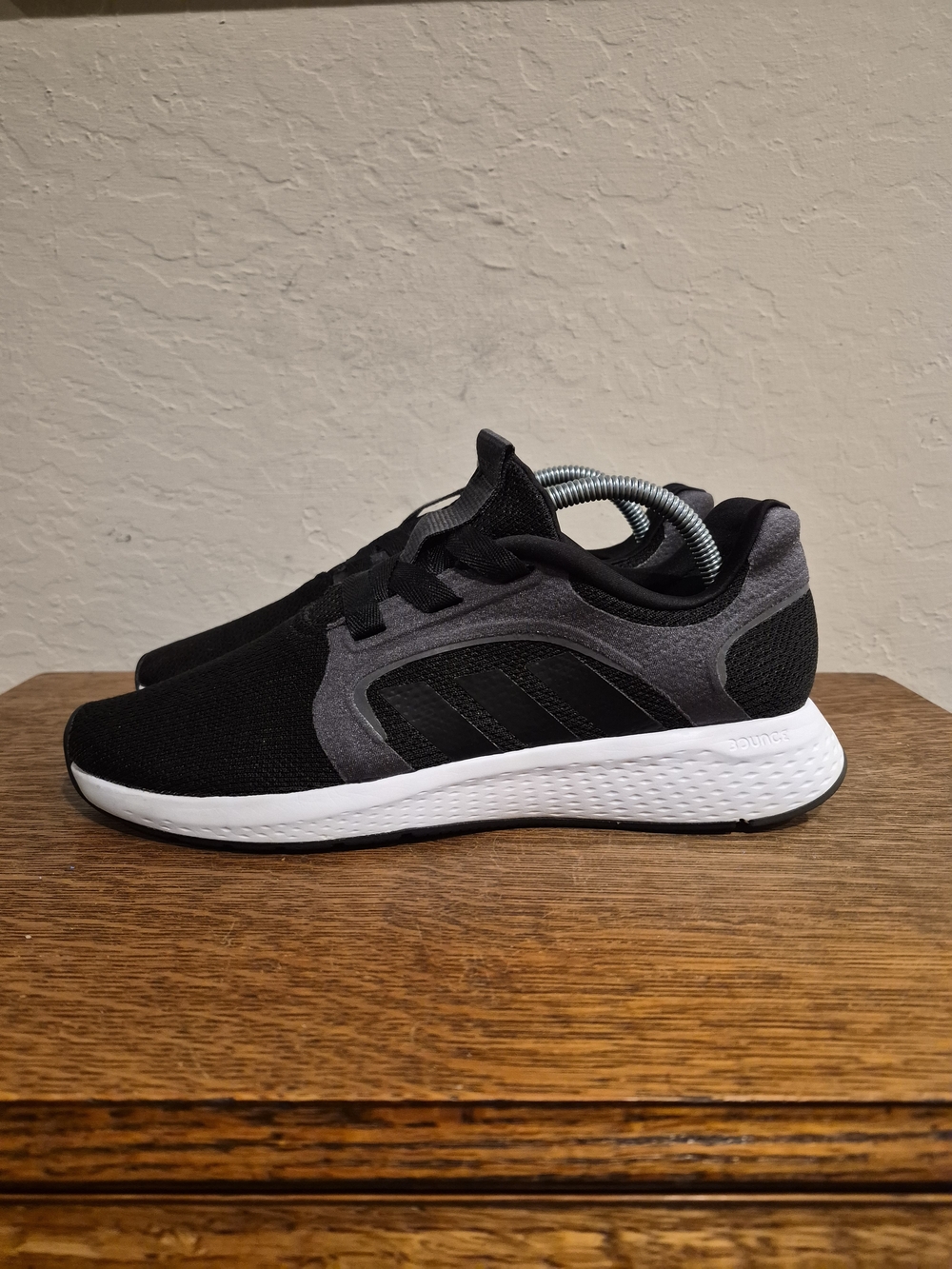 Adidas Women Edge Lux 5 Athletic Running Shoes 
Women's Size 8.5